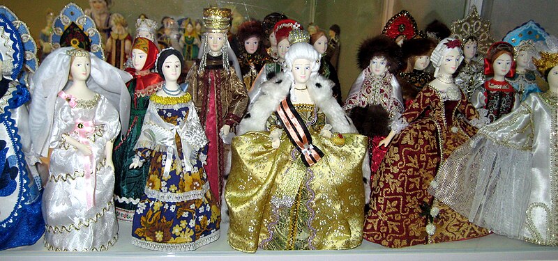 File:History dolls (Russia) 01.jpg