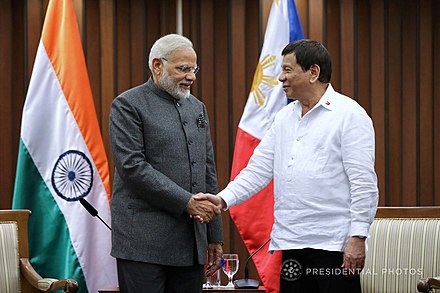 Indian Prime Minister Narendra Modi and Philippines President Rodrigo Roa Duterte meeting in Manila, 2017