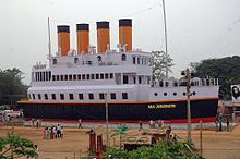Jagadhatri Puja Torana 2006 designed as Titanic Ship