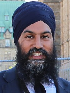 Jagmeet Singh au 2e Sommet national du vélo - Ottawa - 2018 (42481105871) (rognée) .jpg