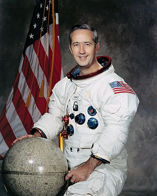 <span class="mw-page-title-main">James McDivitt</span> American astronaut (1929–2022)