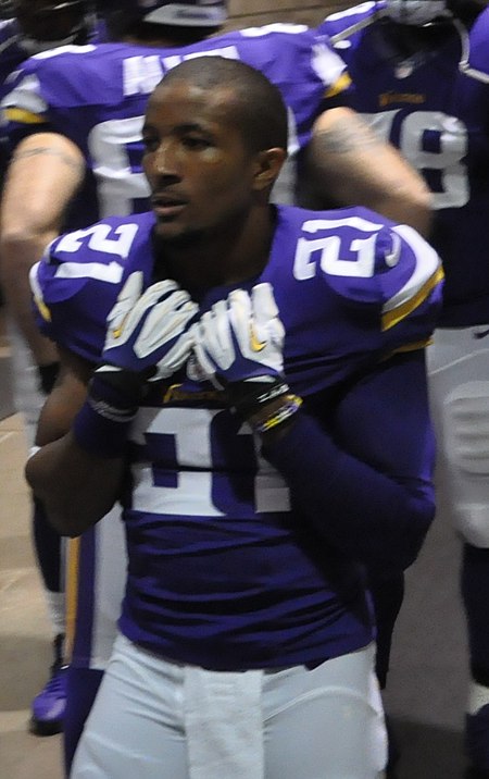 Josh robinson vikings.jpg