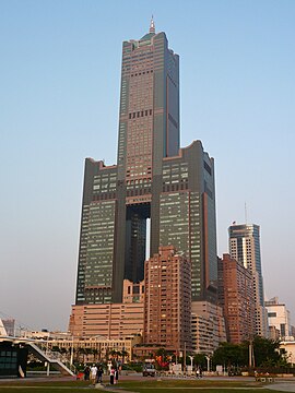 Kaohsiung 85 Sky Tower 01.jpg