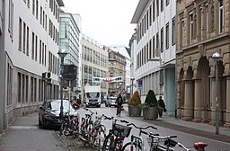 Karlsruhe, die Straße 