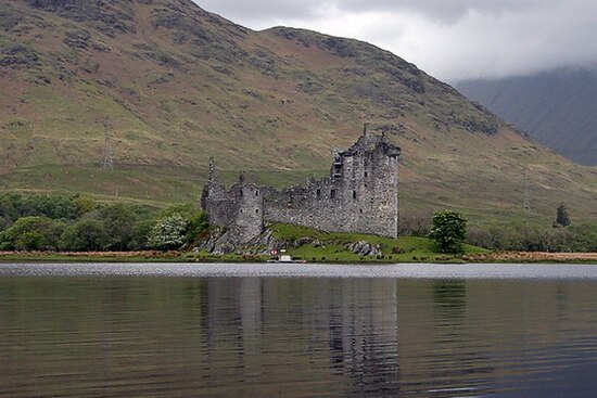 Kilchurn Castle, seat of the Campbells of Glenorchy.