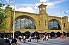 2014'teki restorasyonun ardından King's Cross istasyonu cephesi.
