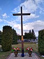 wikimedia_commons=File:Kościół Matki Bożej Królowej Polski w Widełce - krzyż misyjny.jpg