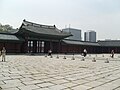 Korea-Seoul-Changdeokgung-Jinseonmun from Sukjangmun-02.jpg