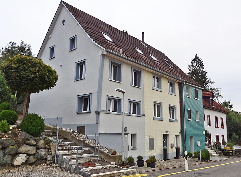 File:KreuzlngSchmittenstr9.jpg