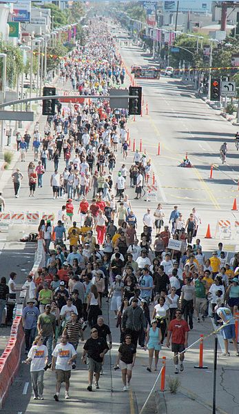 File:LA AIDS Walk 1.JPG