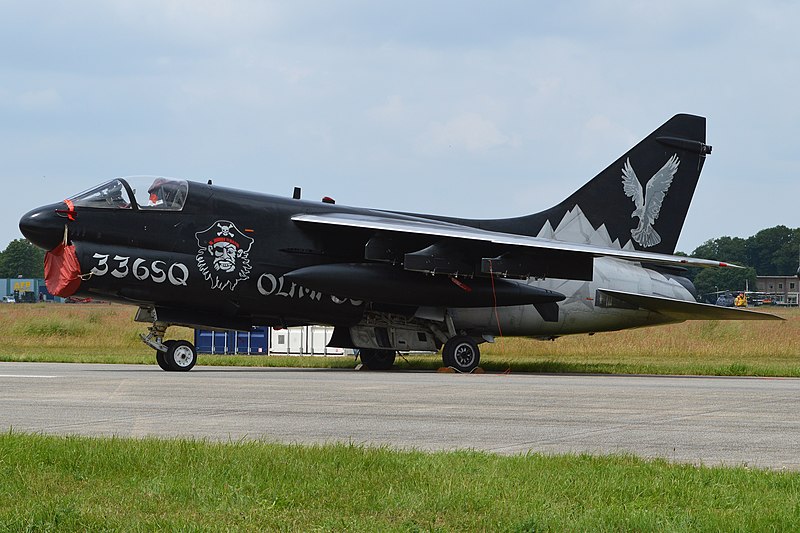 File:LTV A-7E Corsair II 160616 (9170293934).jpg