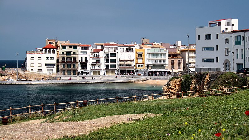 File:La Escala, en Gerona (España).jpg