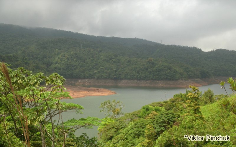 File:Lago Fortuna.jpg