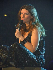 Laura Pausini Unedited Monde Tour.jpg