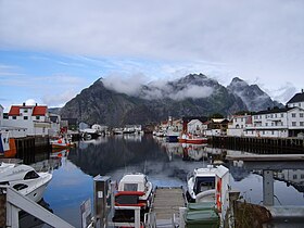 Henningsvaer