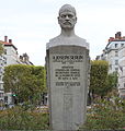 Buste de Joseph Serlin, place du Maréchal-Lyautey à Lyon.