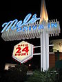 เครือข่ายร้านอาหาร Mel's Drive-In ที่ปรากฏอยู่ในเรื่อง (เป็นคนละสาขากับในภาพยนตร์)