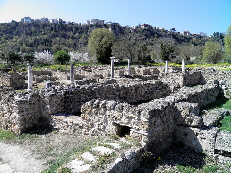 File:Military Lodgings, Ancient Edessa (7120761581).jpg