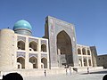la madraso Mir-i-Arab en Buĥaro (Uzbekio)