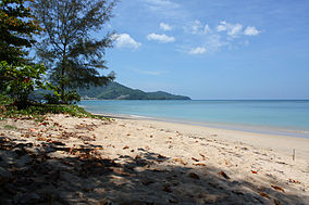 Pláž Nai Yang, Phuket (4448621322) .jpg