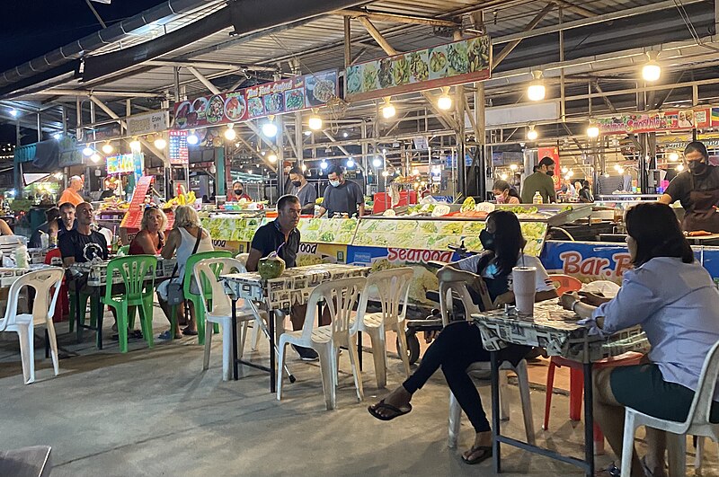 File:Night Market, Phuket, Thailand, 4 January 2022 - 01.jpg