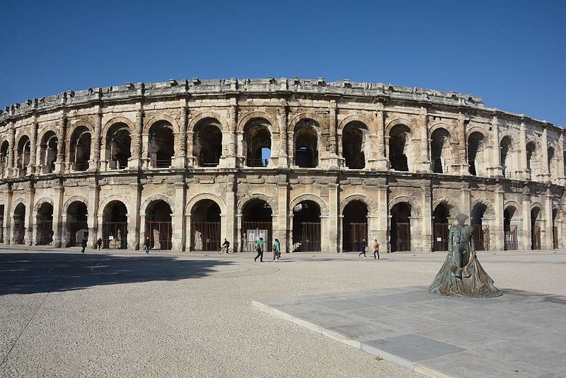 File:Nimes Arenes1.jpg