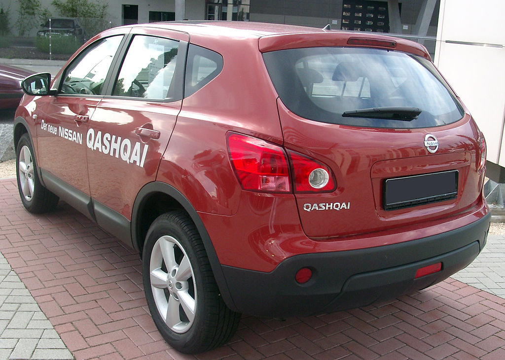 File:2010 Nissan Qashqai J10 6501.jpg - Wikimedia Commons