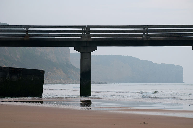 File:Normandy '10- Omaha Beach June 6th 2010 (4826317000).jpg