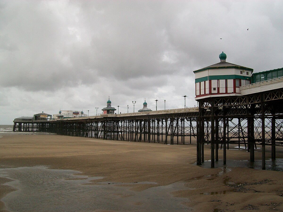 North Pier in North Shore