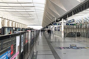 Northbound platform of CPL Xi'erqi Station (20211116134826).jpg