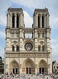 Notre-Dame de Paris – deep portals, a rose window, balance of horizontal and vertical elements