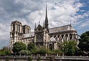 Notre-Dame de Paris hat Strebebögen