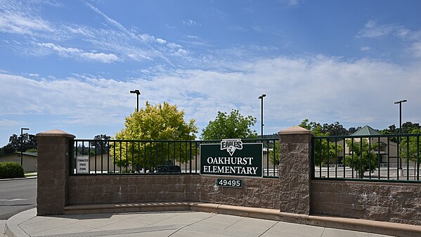 Oakhurst Elementary School sign, Oakhurst, CA