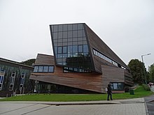 The Ogden Centre for Fundamental Physics, next to the Department of Physics Ogden Centre (geograph 5908287).jpg