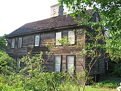 OldestHouseInDarienCT9July2007.jpg