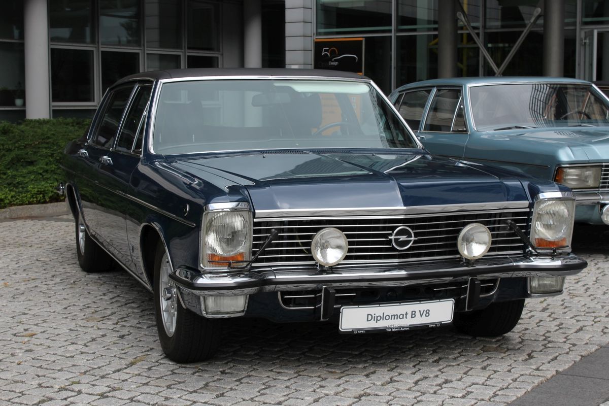 Opel Diplomat 1976