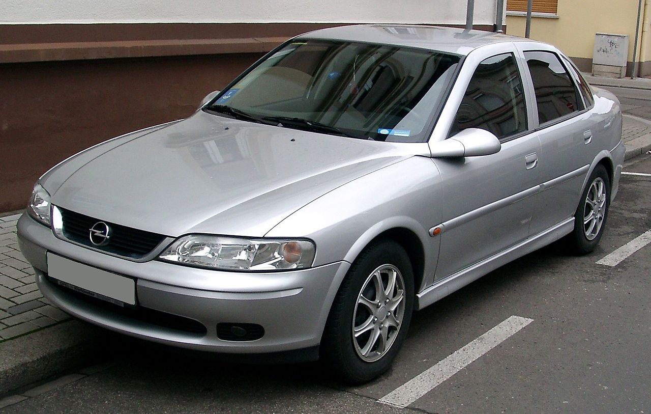 ファイル:Opel Vectra front 20080118.jpg - Wikipedia