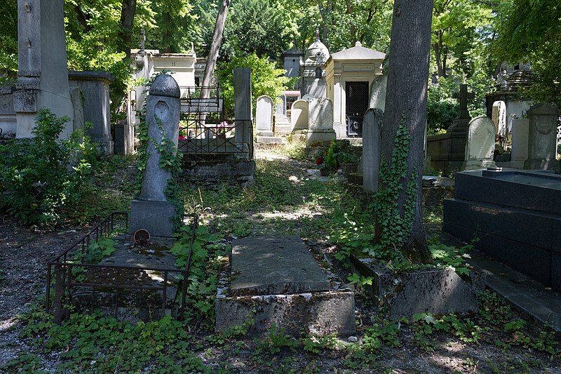 File:Père-Lachaise - Division 10 - 139.jpg