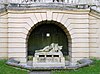 P1070063 Paris V Brunnen im Quadrat René-Capitan rwk.JPG