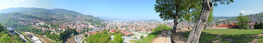 Panorama de Sarajevo 2.jpg