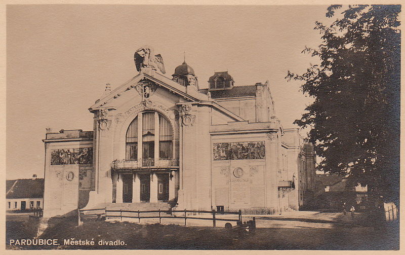 File:Pardubice Dolezal 1910 07.jpg