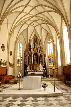 Pfarrkirche Sterzing- Chor mit Altar