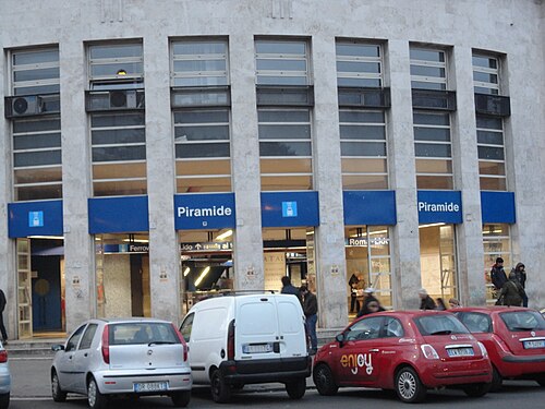 Piramide Metro B Station