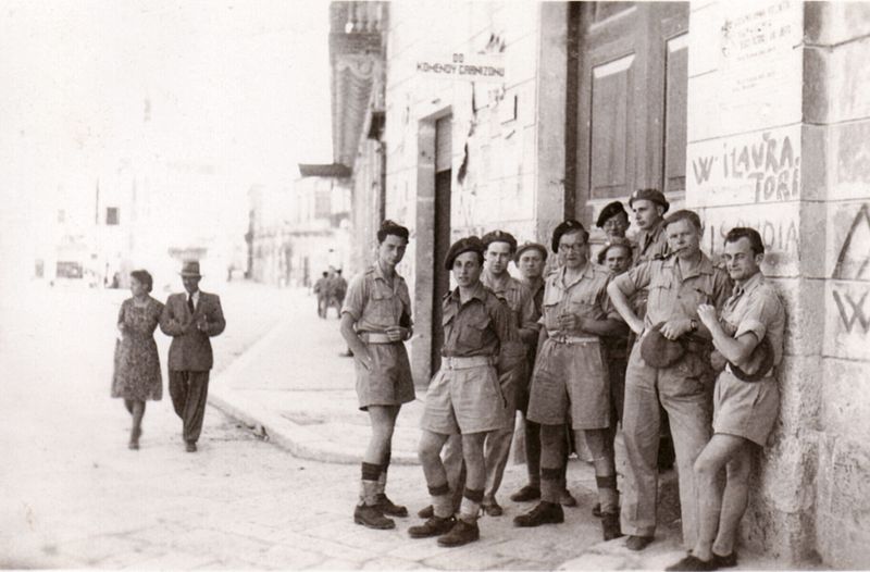 File:Polish II Corps (24) - 1946-03-20 - Casarano street.jpg