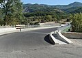 L'accès au nouveau pont côté rive droite.