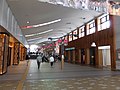 秋田駅東西連絡自由通路「ぽぽろーど」二階部分（2018年4月29日）