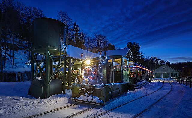 Portage Flyer decorated for Christmas 2014