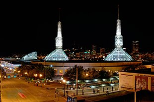 Nachtansicht des Convention Center (2007)