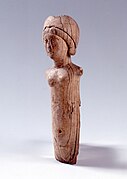 Poupée gallo-romaine en ivoire taillé et incisé, IVe siècle.