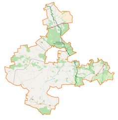 Mapa konturowa powiatu skierniewickiego, blisko centrum na dole znajduje się punkt z opisem „Żelazna”